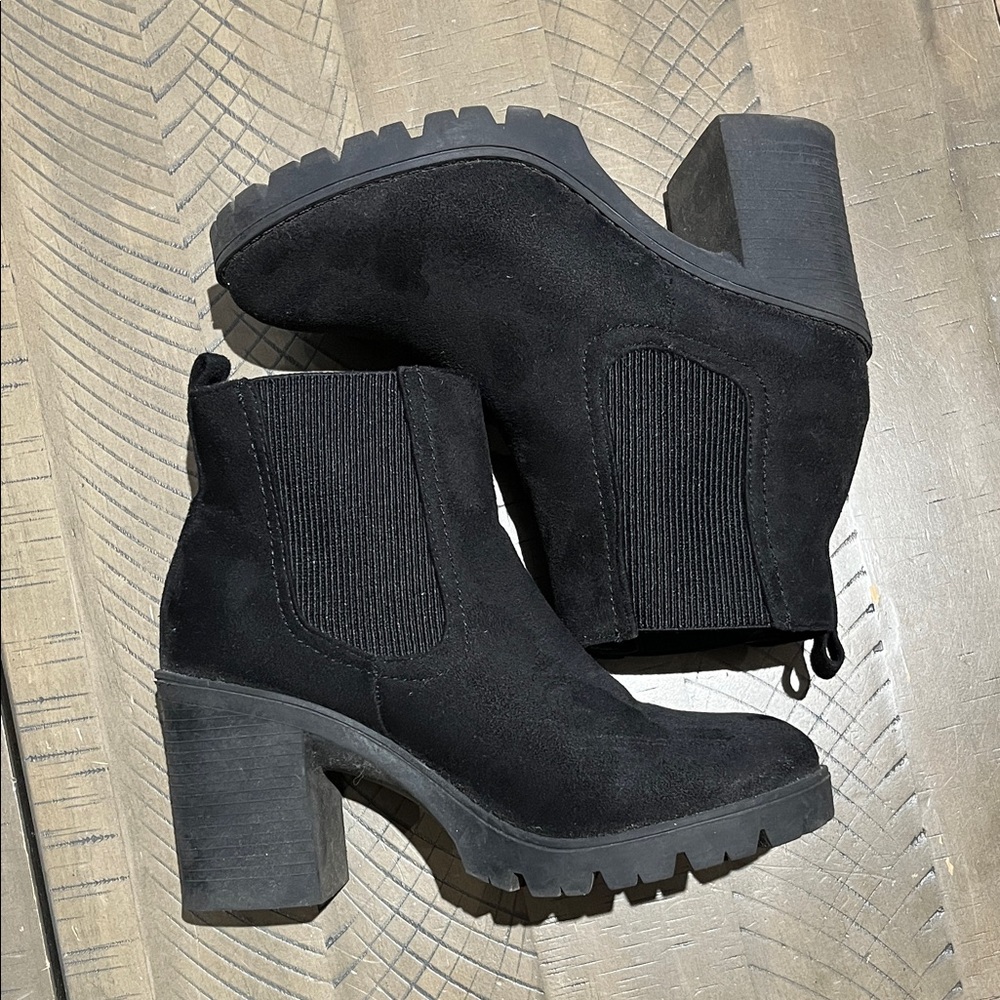 Black Suede Block Heel Chelsea Booties - Women